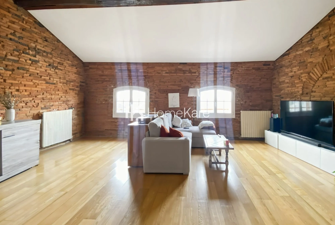 Appartement duplex 120m² avec vue sur le Tarn à Montauban - Dernier étage 
