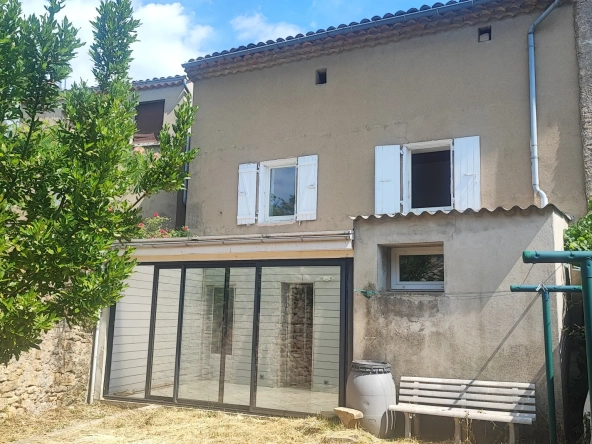 Maison de village de 89 m² avec jardin à Vernoux en Vivarais