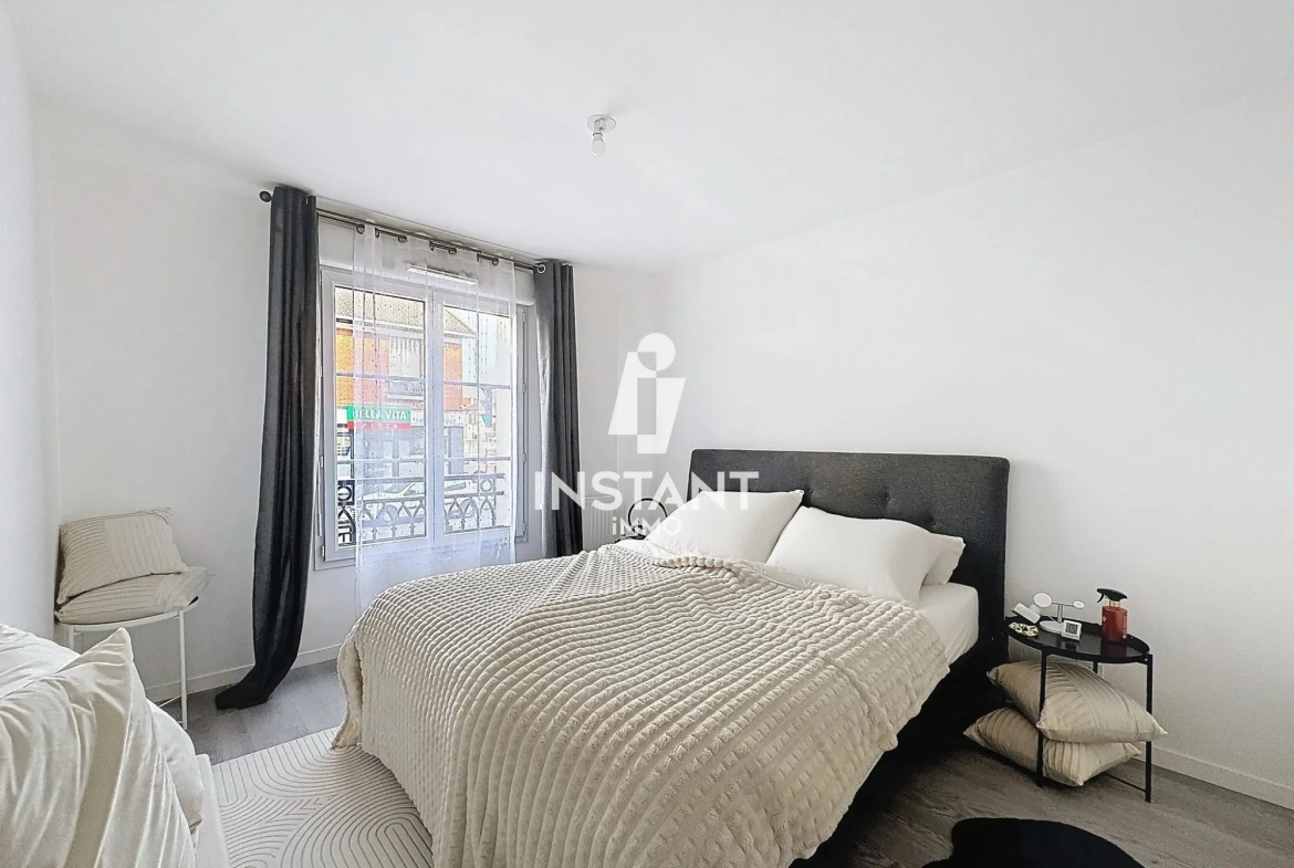 Appartement 3 pièces récent avec parking en centre-ville de Le Blanc-Mesnil 