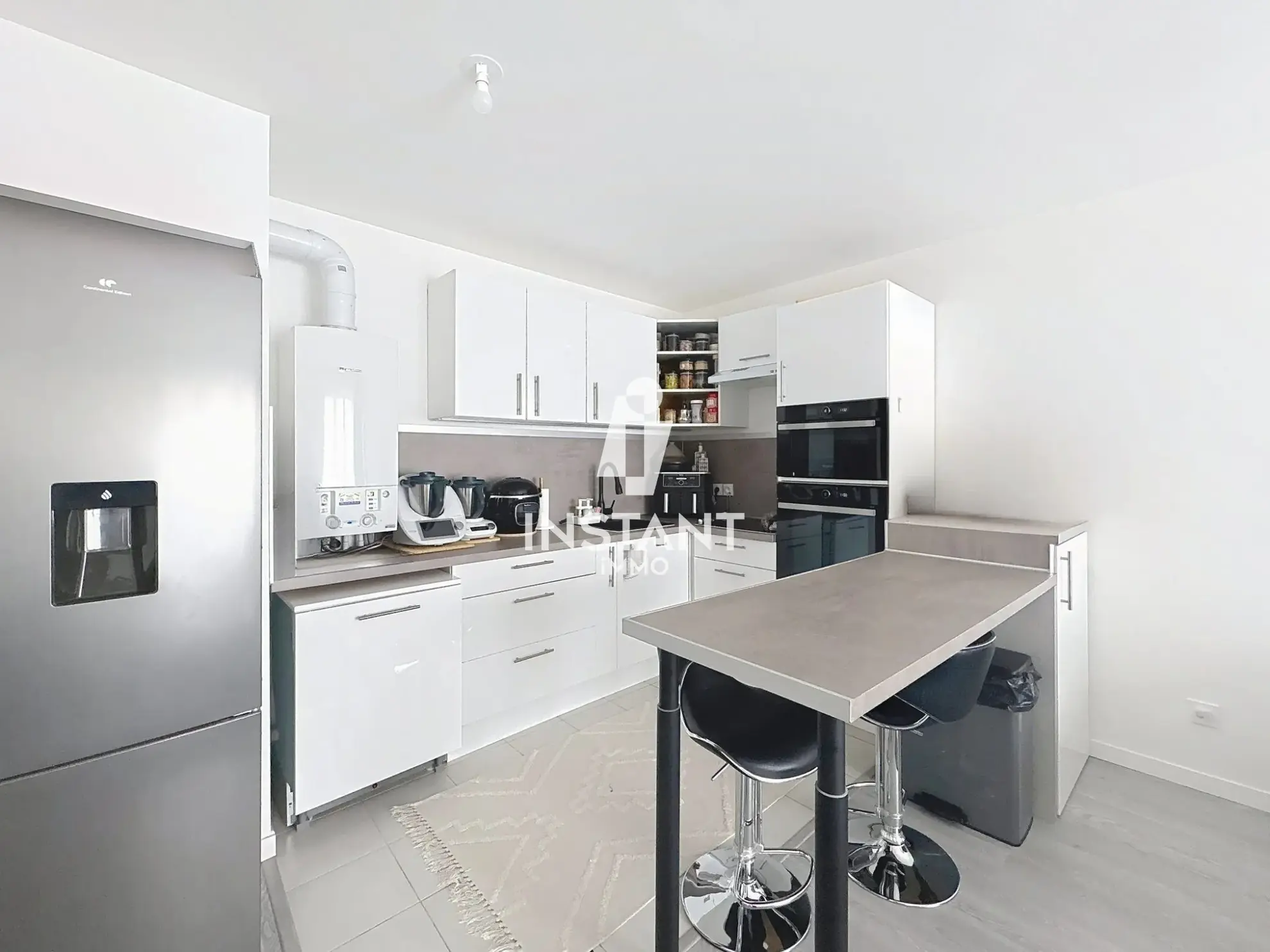 Appartement 3 pièces récent avec parking en centre-ville de Le Blanc-Mesnil 