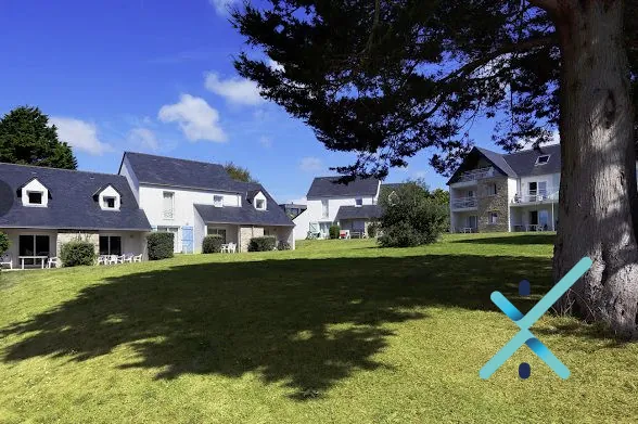 Appartement duplex face à la mer à Locmaria-Plouzané avec piscine et accès plage 