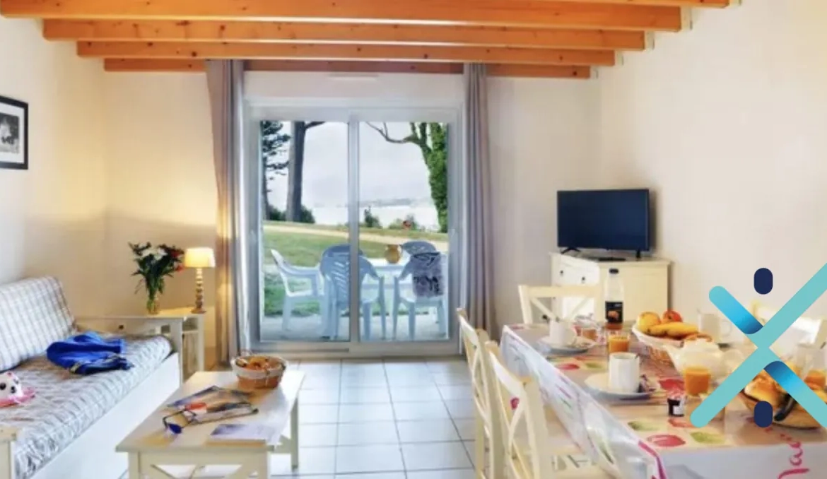 Appartement duplex face à la mer à Locmaria-Plouzané avec piscine et accès plage 