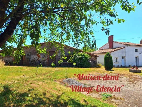 Maison à rénover avec terrain de 5500 m² à La Boissière-du-Doré