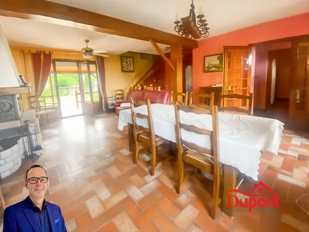 Maison individuelle à vendre à Douchy-les-Mines avec grand jardin et garage 