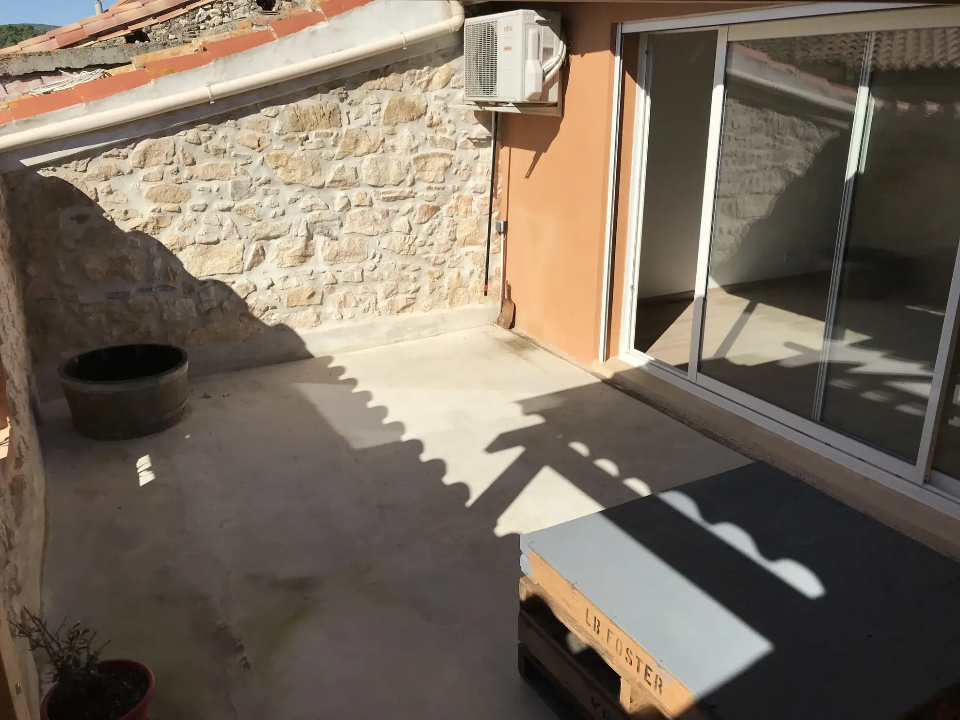 Maison avec deux appartements rénovée à Portel des Corbières proche Narbonne 