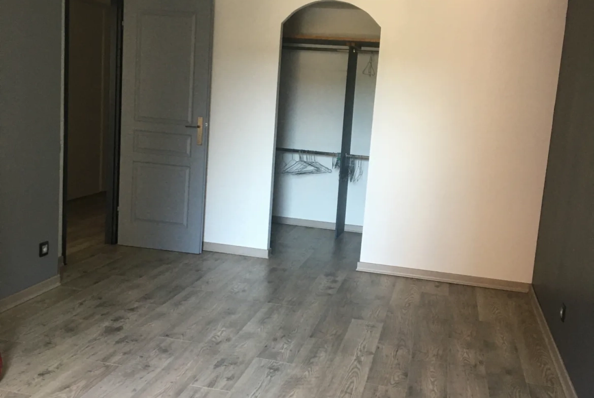 Maison avec deux appartements rénovée à Portel des Corbières proche Narbonne 