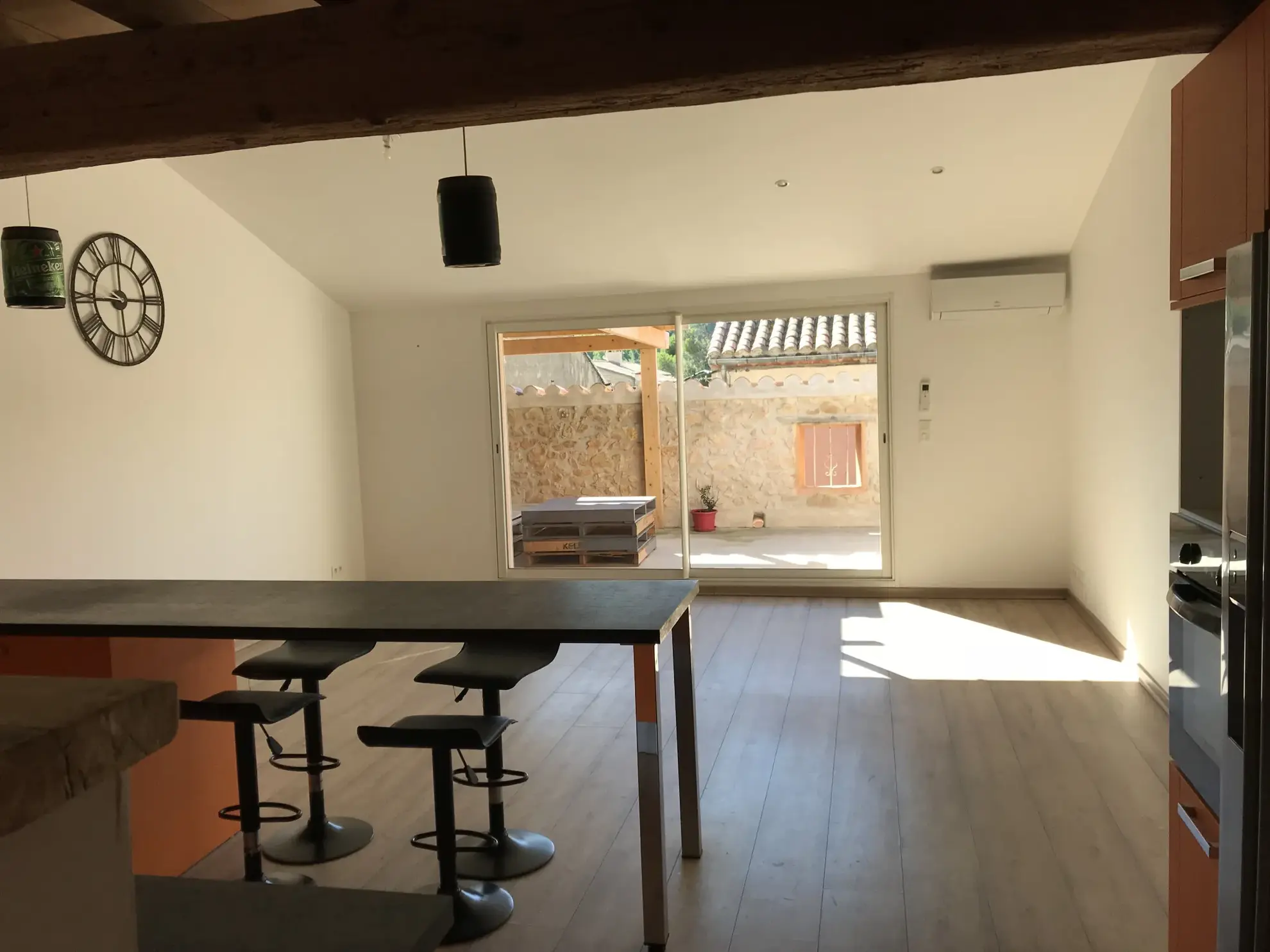 Maison avec deux appartements rénovée à Portel des Corbières proche Narbonne 
