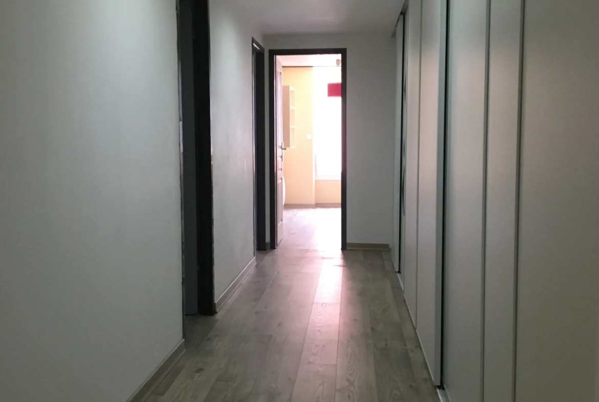 Maison avec deux appartements rénovée à Portel des Corbières proche Narbonne 