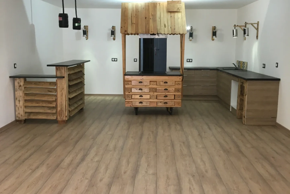 Maison avec deux appartements rénovée à Portel des Corbières proche Narbonne 