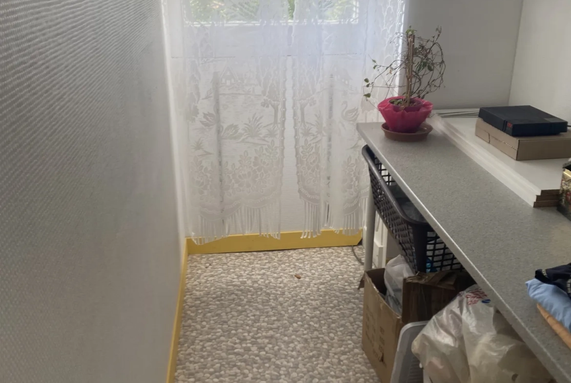 Jolie maison de village à Alloue avec jardin, garage et 2 chambres 