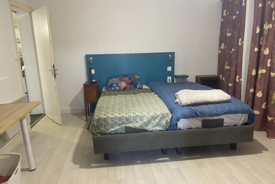 Jolie maison de village à Alloue avec jardin, garage et 2 chambres 