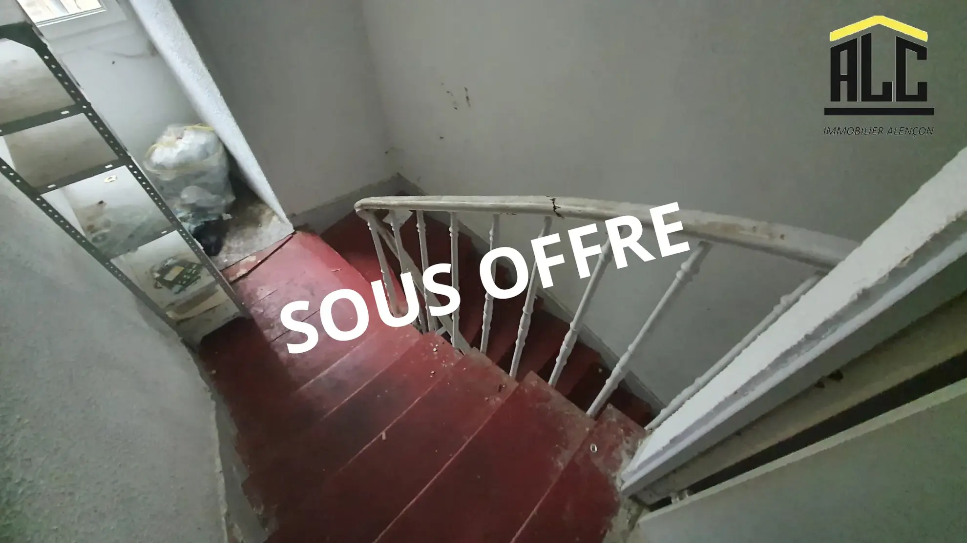 Immeuble à rénover de 170 m² en centre-ville d'Alençon 