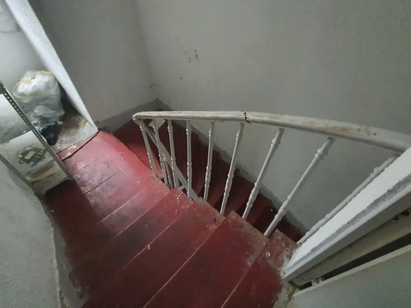 Immeuble à rénover de 170 m² en centre-ville d'Alençon