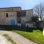 Grande maison à rénover à Bessines près de Niort avec terrain et dépendance