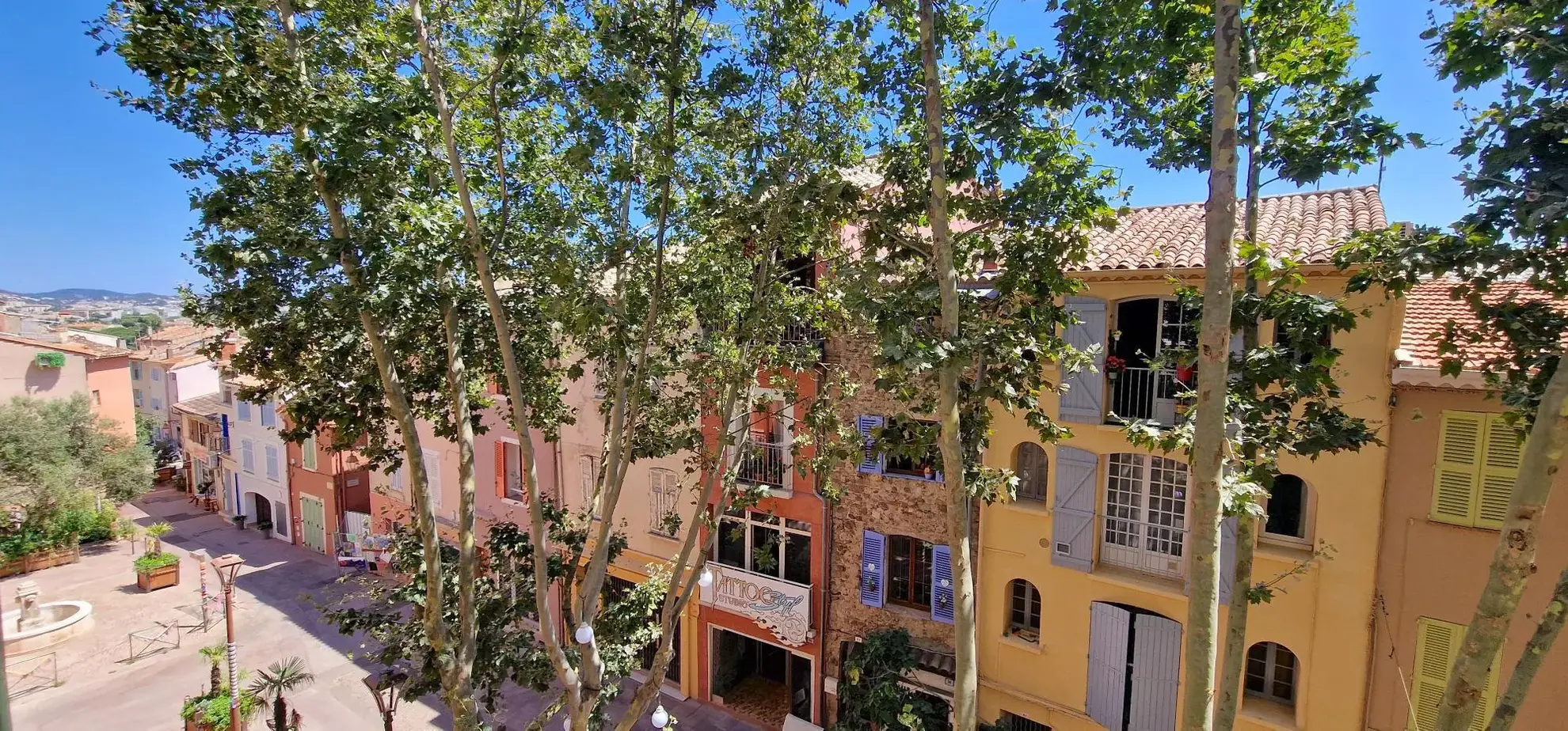 Appartement 2 pièces de 51 m² à Fréjus avec vue verdure 