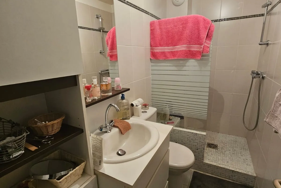 Achat maison de village à Laps, 86,16 m² proche Vic le Comte avec garage et cave 