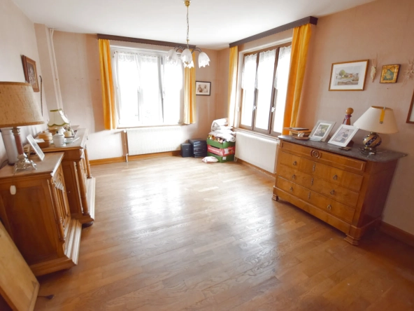 Charmante maison ancienne à Vieux Charmont avec 5 chambres et terrain de 8,50 ares