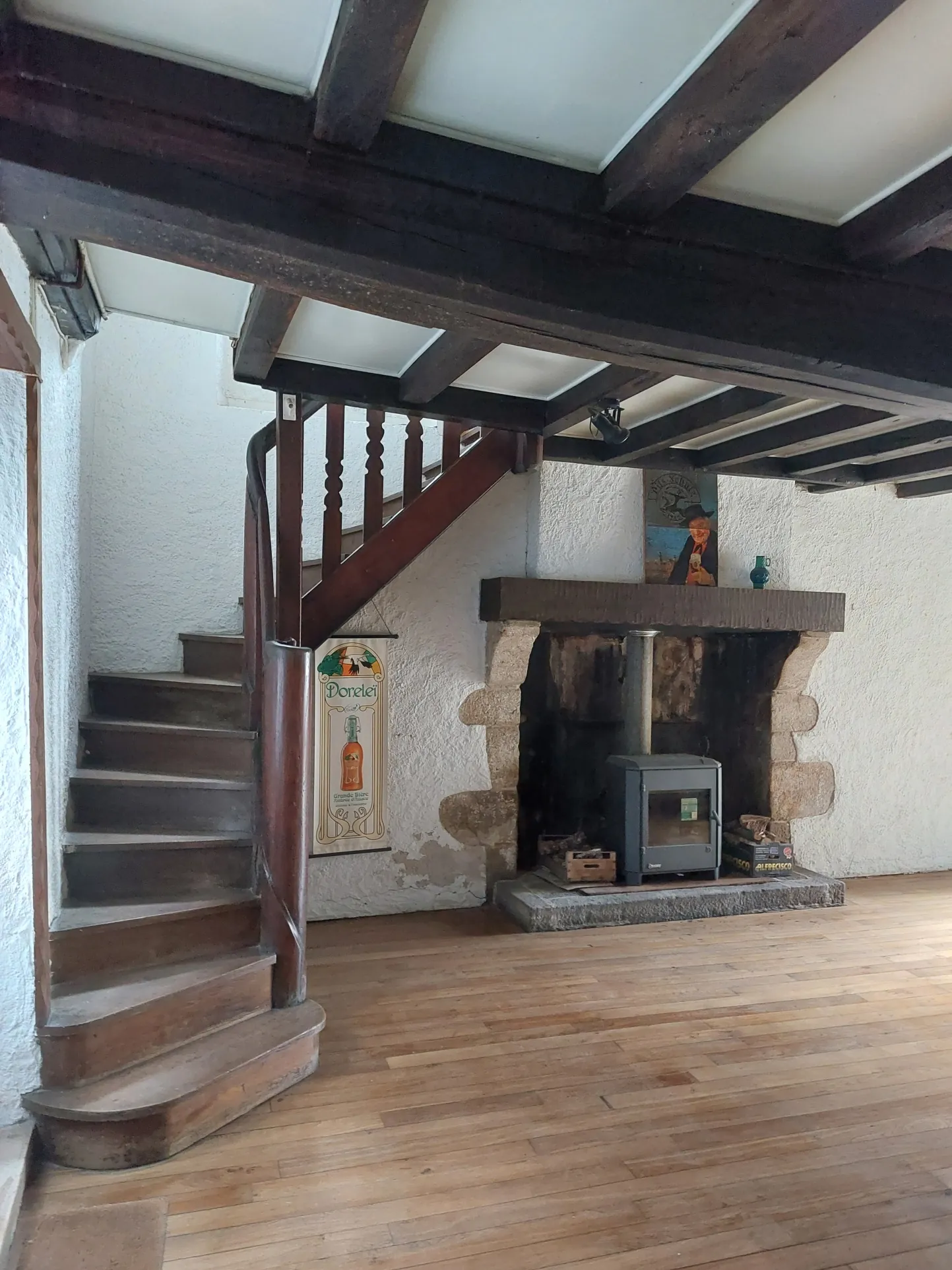 Maison de Bourg à vendre à Champniers et Reilhac, 130 m² avec terrain et potentiel d'extension 