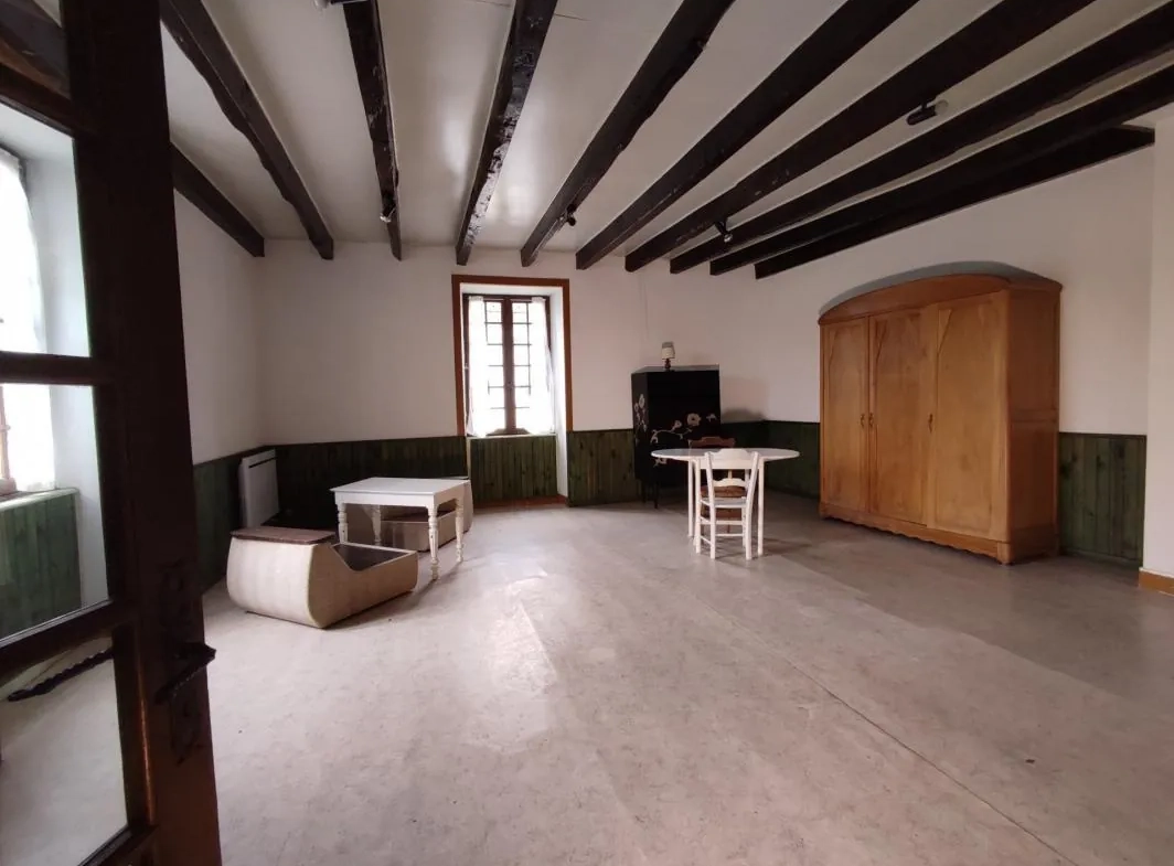 Maison de Bourg à vendre à Champniers et Reilhac, 130 m² avec terrain et potentiel d'extension 
