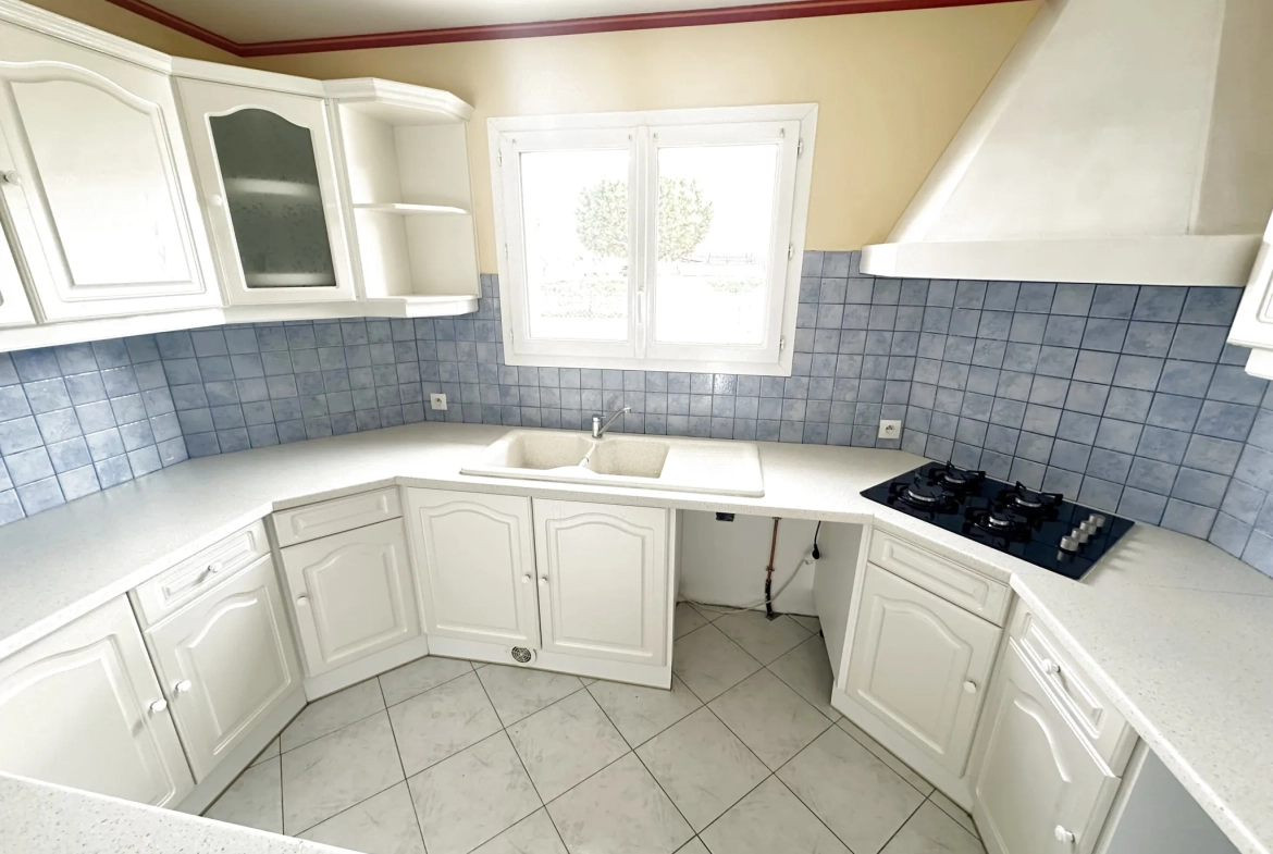 Maison de plain-pied à Marmande avec 3 chambres et jardin clos à vendre 