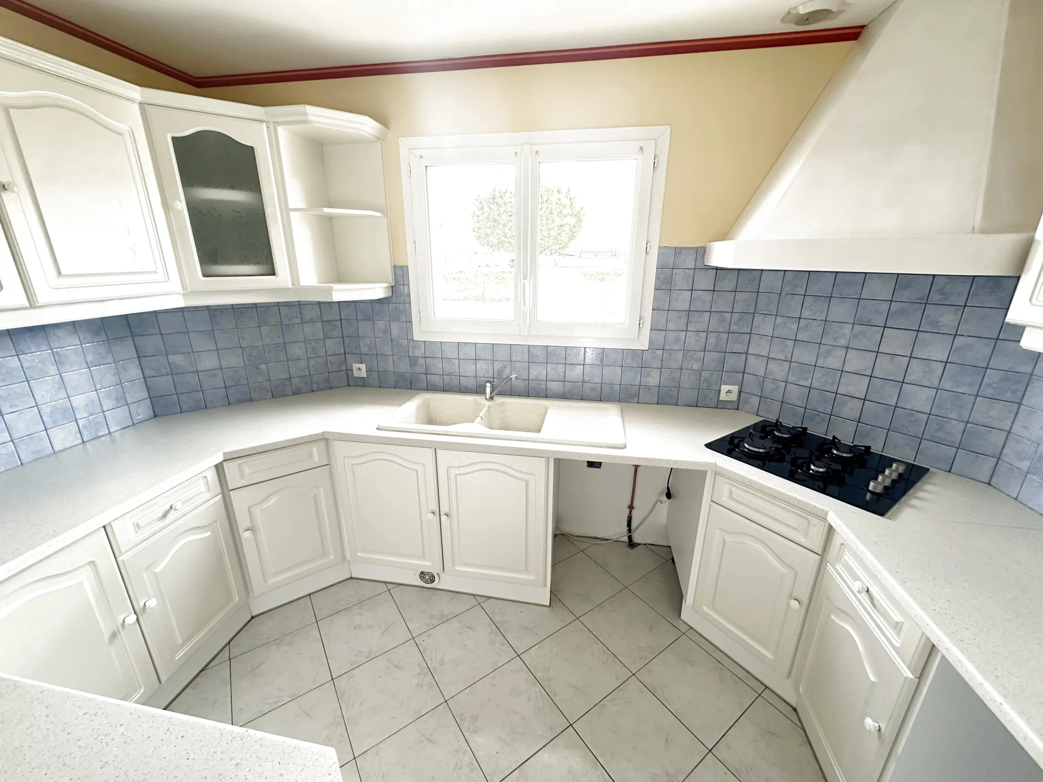 Maison de plain-pied à Marmande avec 3 chambres et jardin clos à vendre 