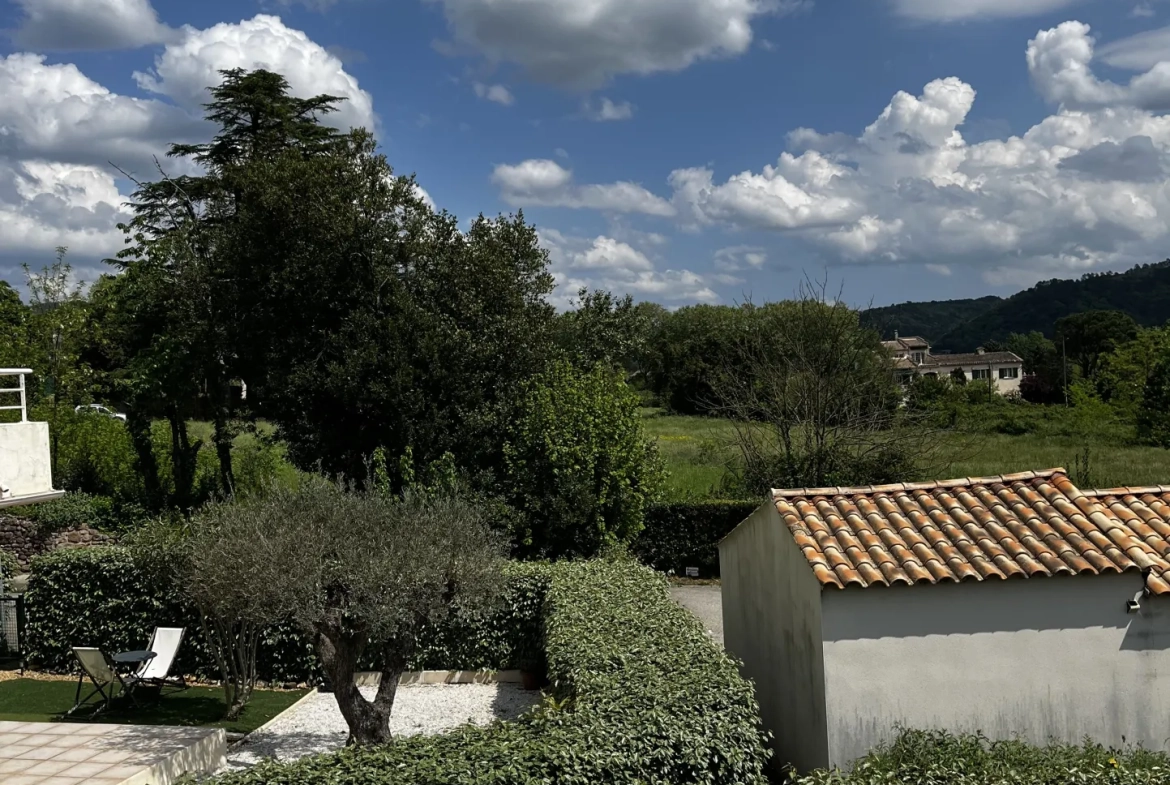 Charmante maison F4 avec jardin, terrasse et piscine à Anduze 