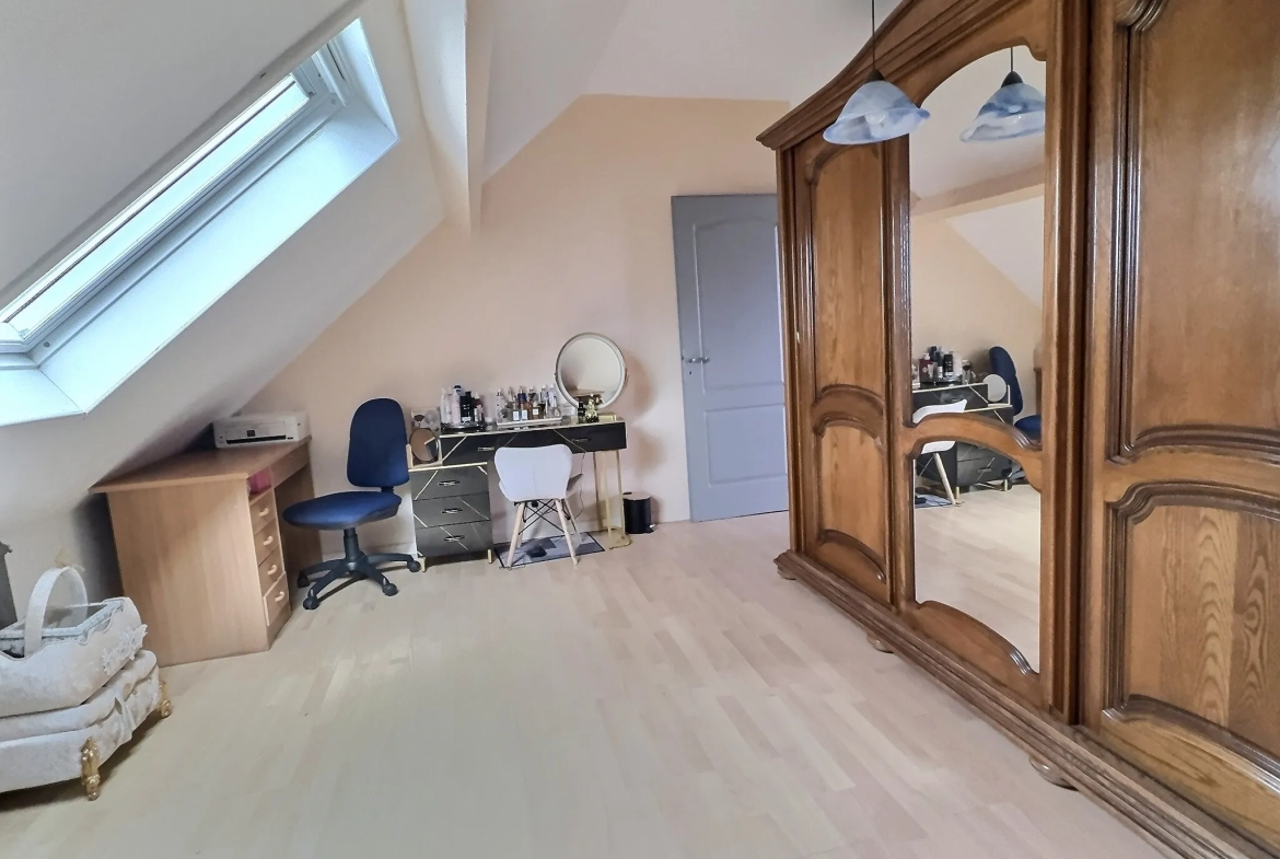 Maison 4 chambres avec jardin et garage à Wattrelos 