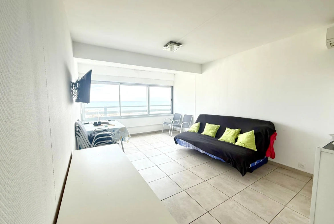 Studio cabine rénové avec vue panoramique sur la mer à Le Barcarès 