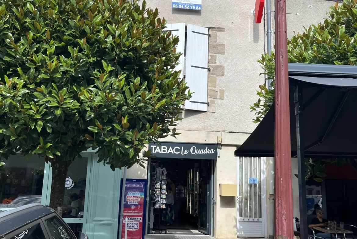 Immeuble de rapport avec commerce et appartement à Allassac 