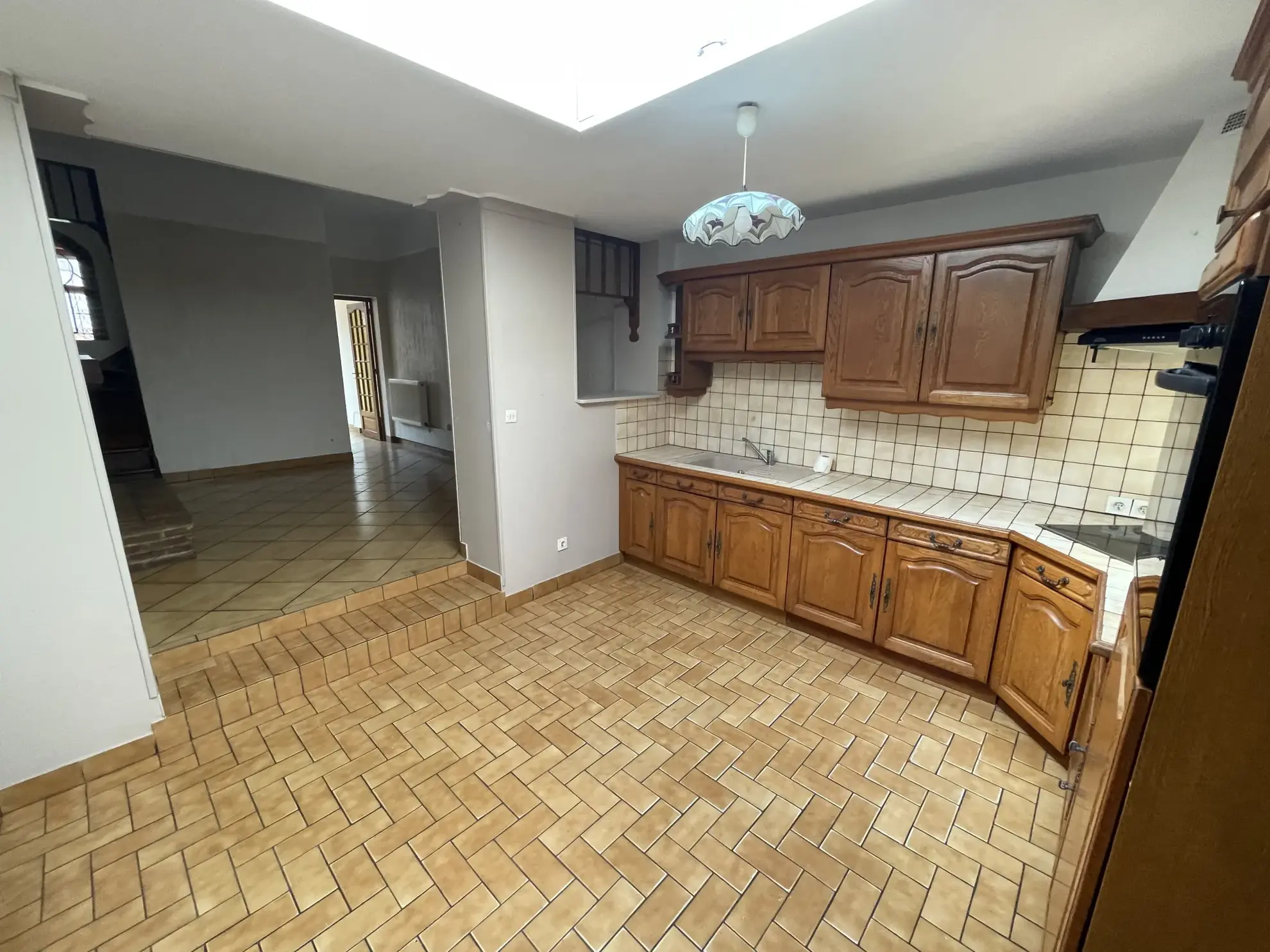 Maison à vendre à Hénin-Beaumont, construction 1930, 88,1 m² avec jardin et cave 