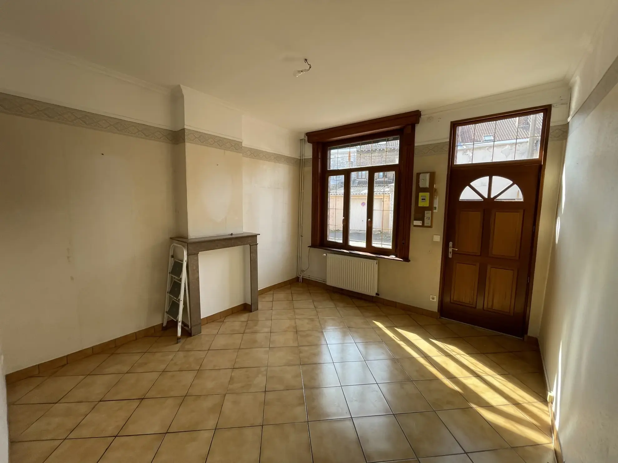 Maison à vendre à Hénin-Beaumont, construction 1930, 88,1 m² avec jardin et cave 