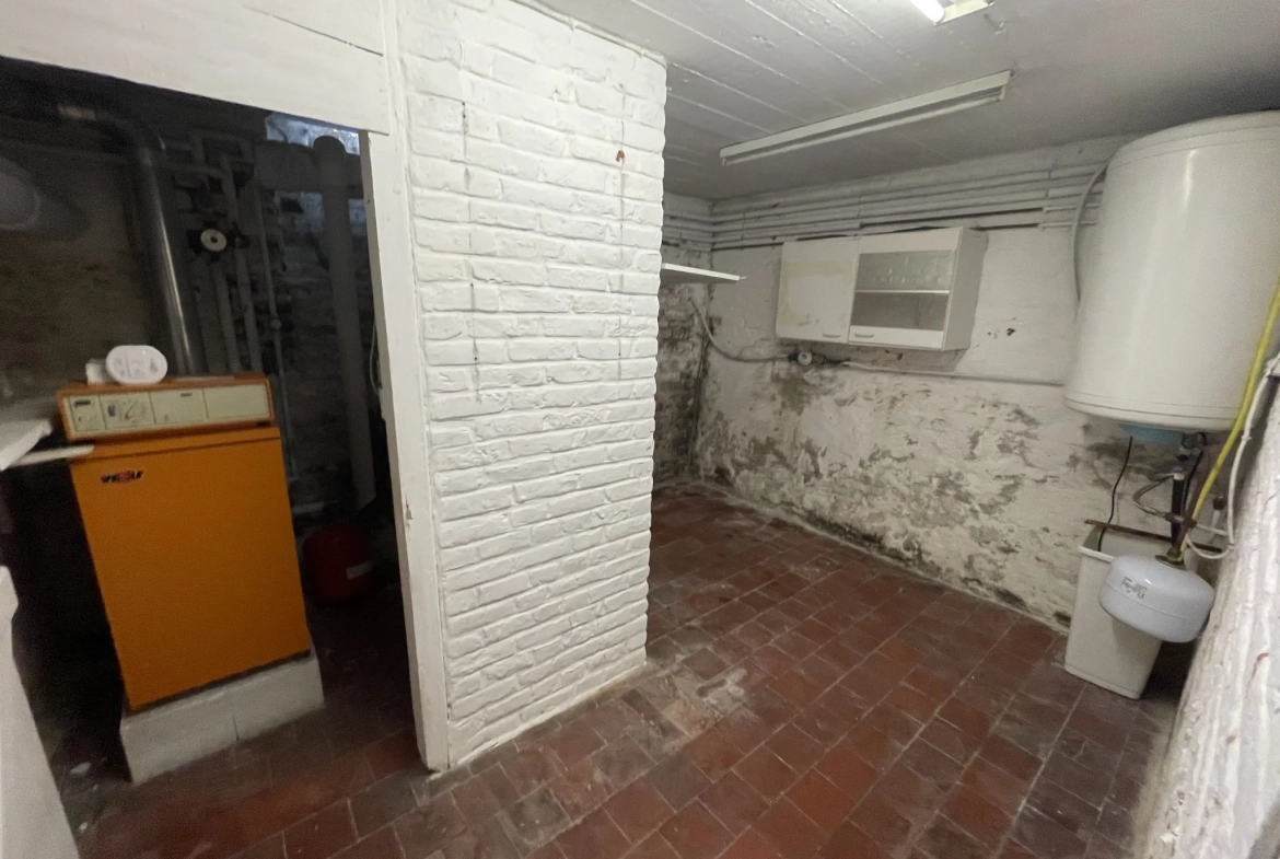 Maison à vendre à Hénin-Beaumont, construction 1930, 88,1 m² avec jardin et cave 
