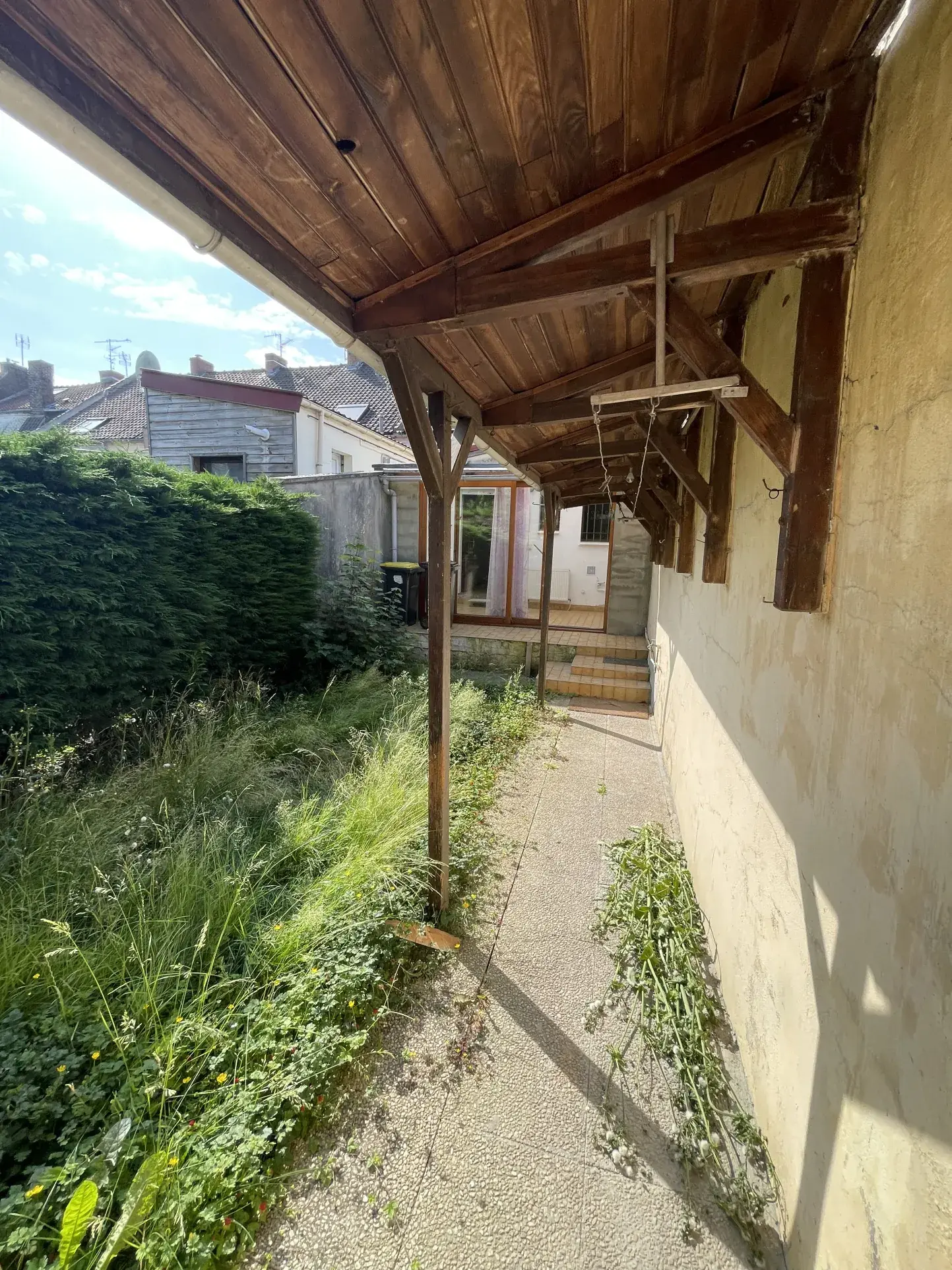 Maison à vendre à Hénin-Beaumont, construction 1930, 88,1 m² avec jardin et cave 