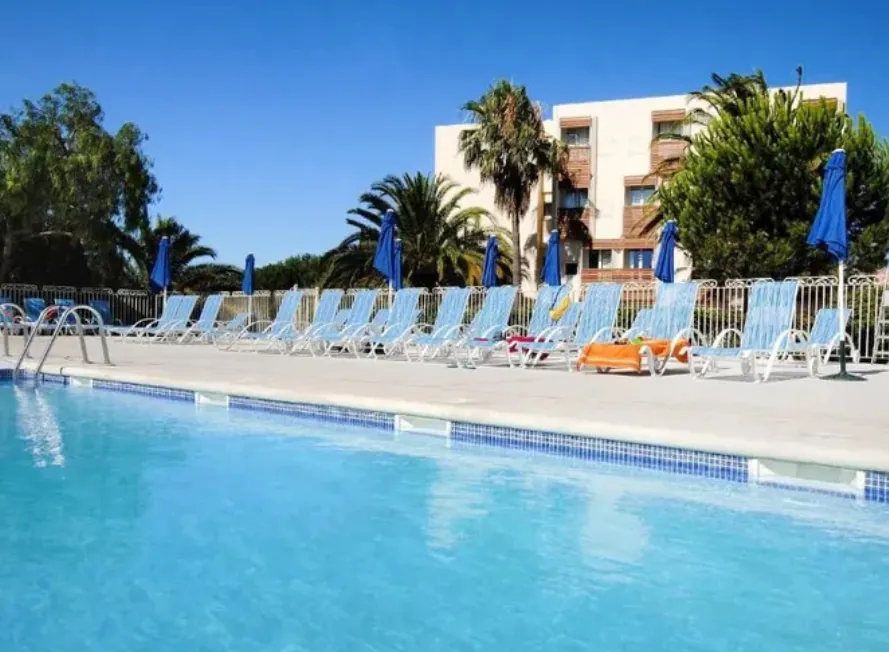 Appartement 2 pièces avec bail jusqu'en 2029 à La Londe-les-Maures - Investissement locatif 