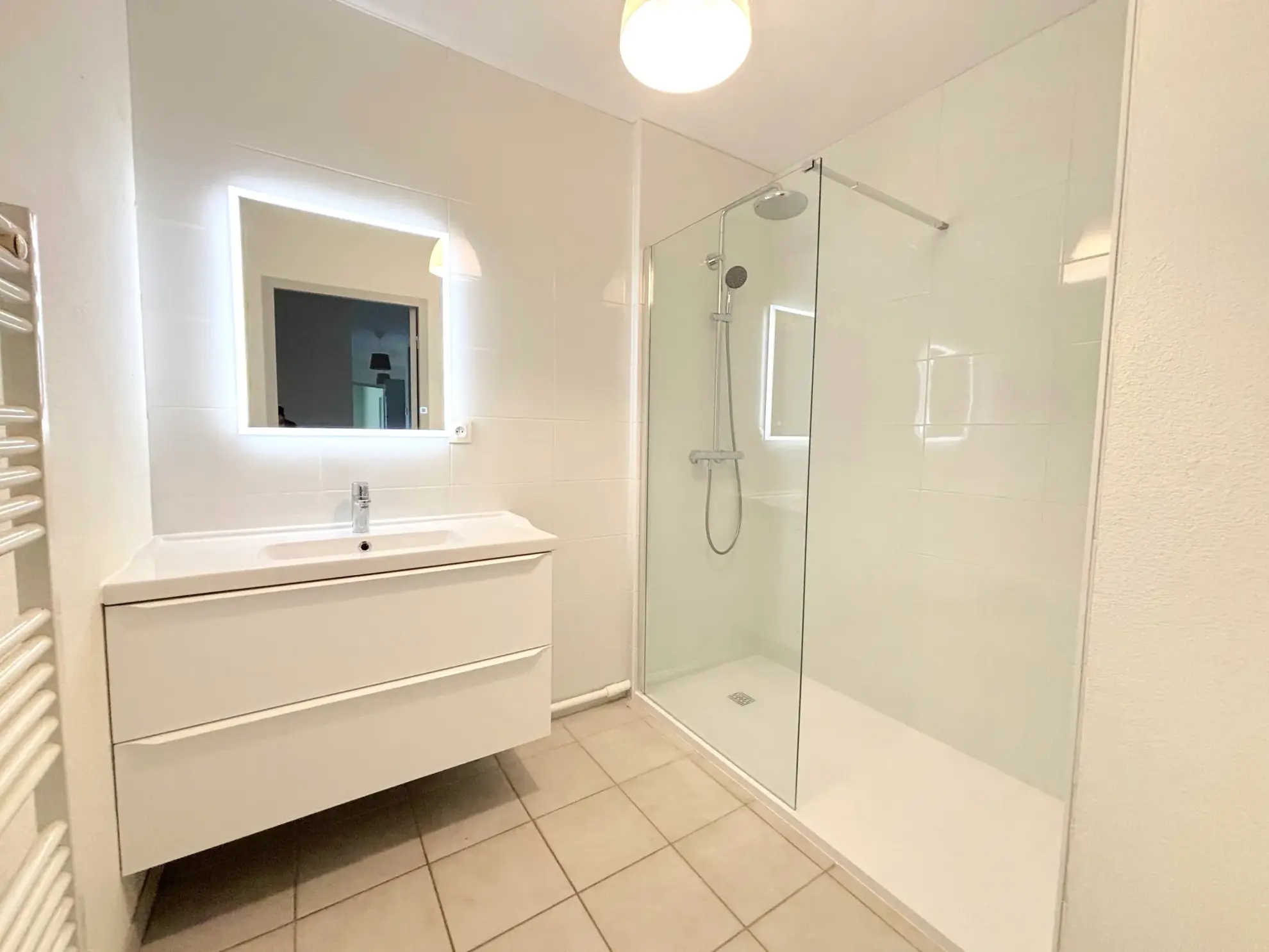 Bel appartement T4 avec terrasse et garage à Veauche, proche de toutes commodités 