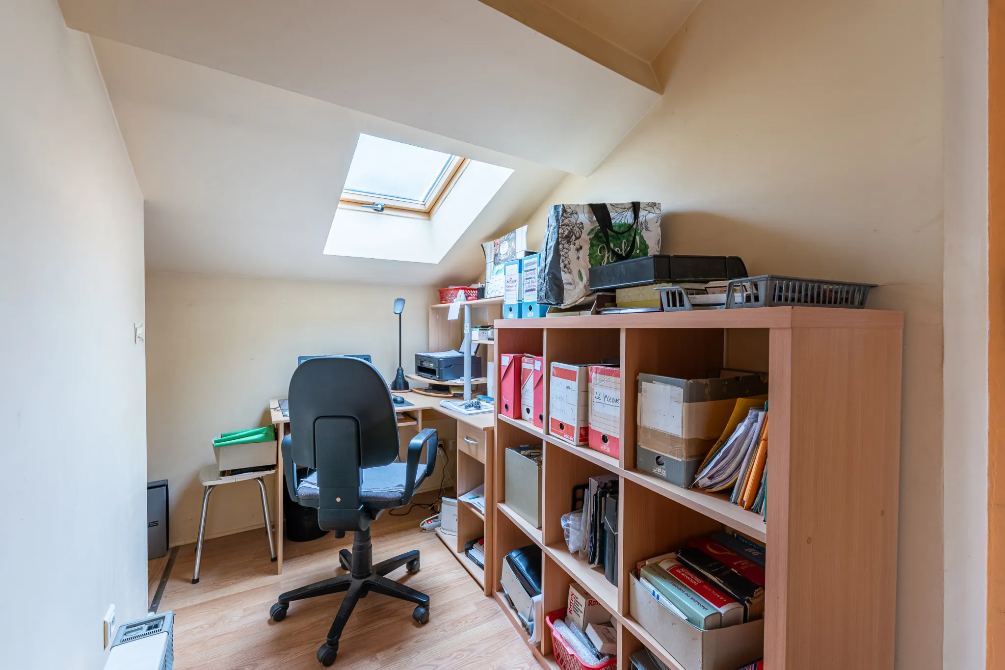 Appartement ancien à vendre à Genay avec potentiel de rénovation 