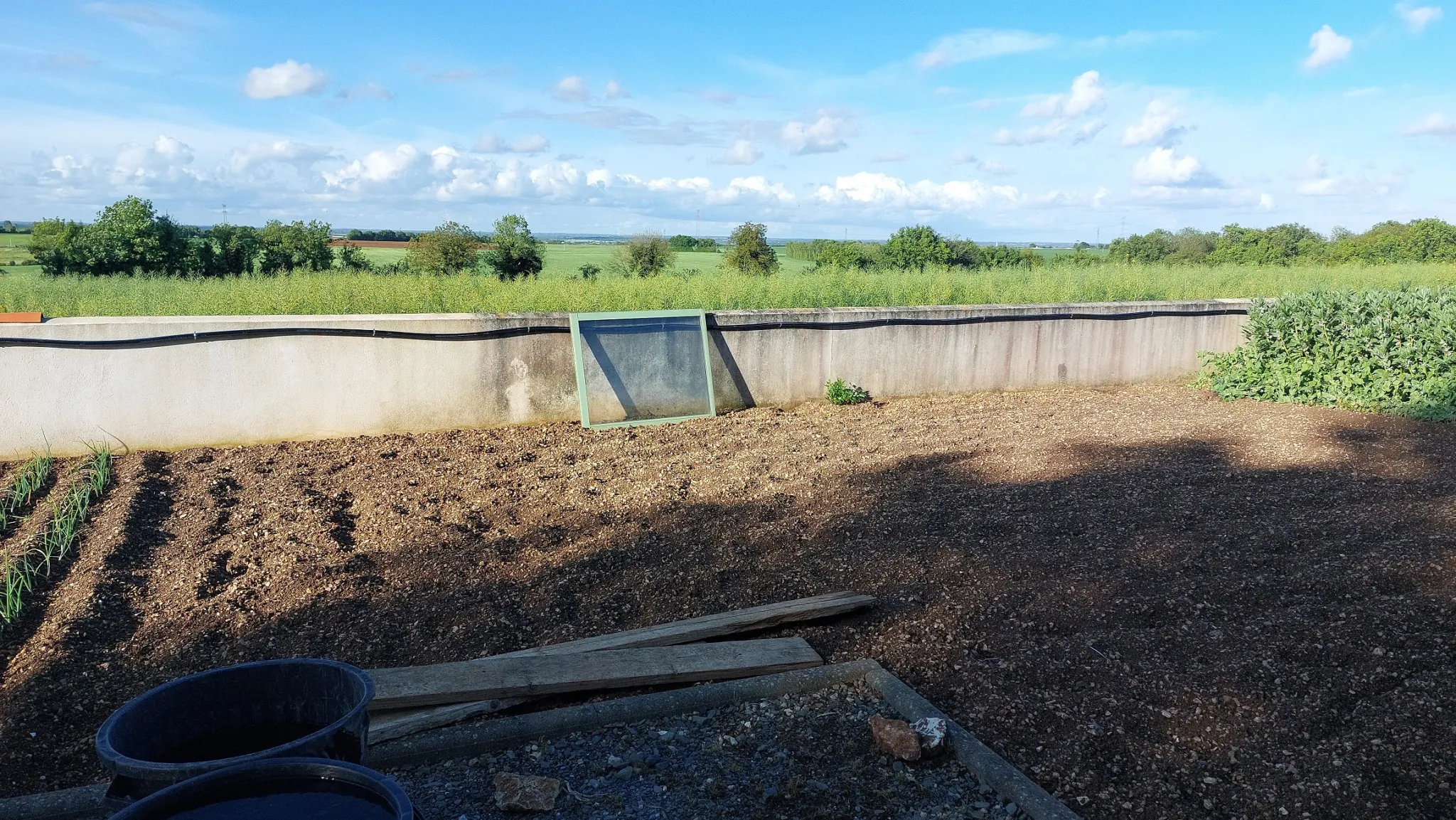 Villa de plain-pied proche Niort avec 4 chambres et jardin de 800 m² 