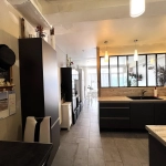 Appartement rénové de 48m² à La Chaume, proche commerces et quais