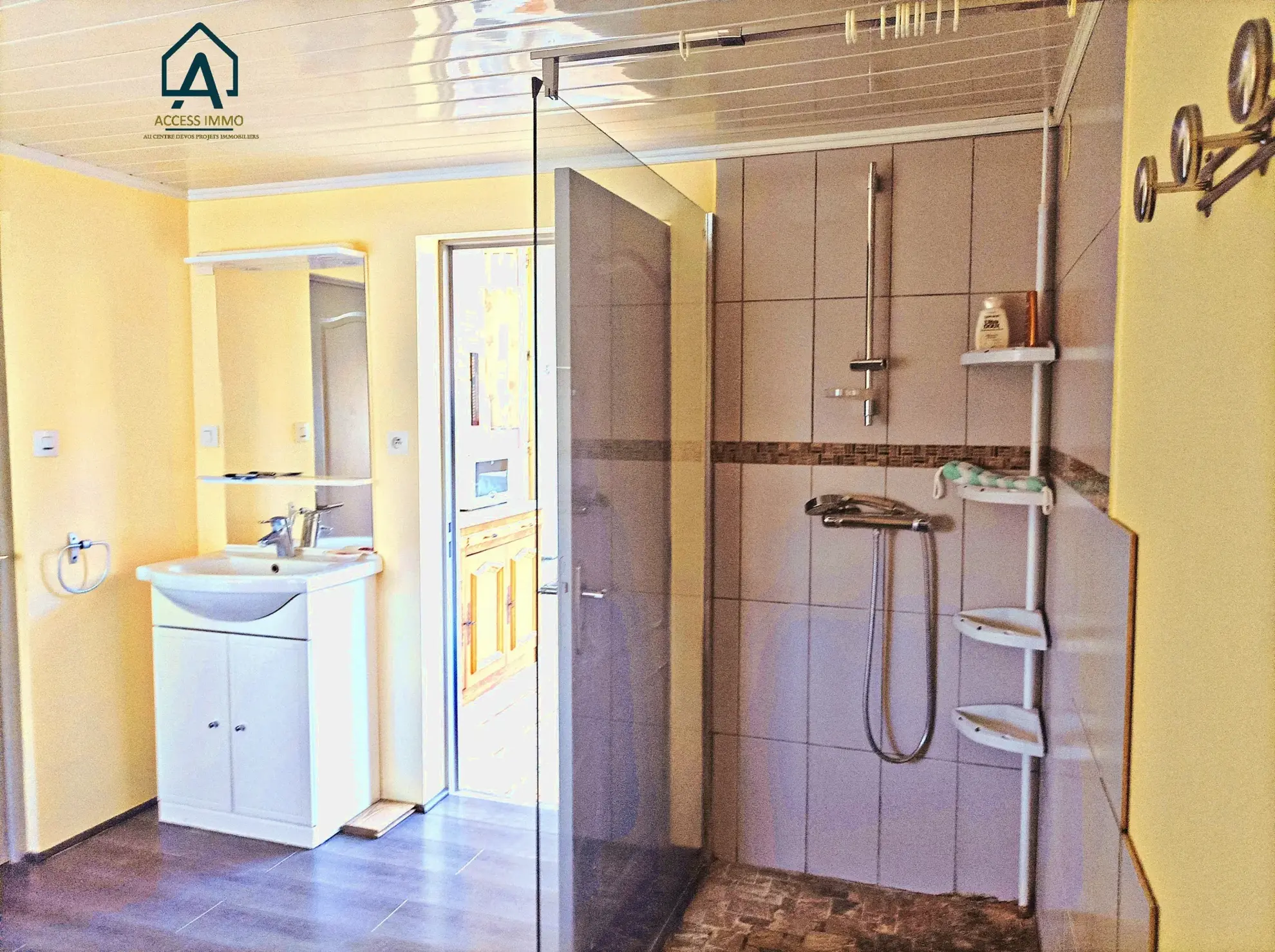 Maison semi-individuelle à vendre à Assevent avec jardin et garage 
