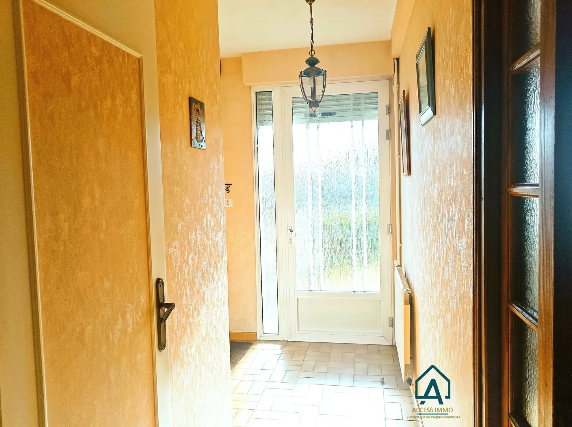 Maison semi-individuelle à vendre à Assevent avec jardin et garage 