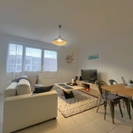 Appartement T2 avec terrasse à Nîmes - Loué, proche gare et commodités