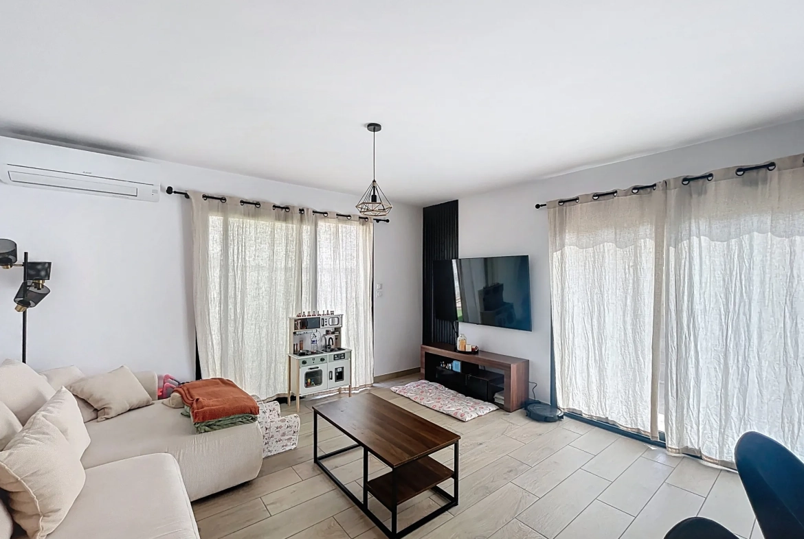 Villa contemporaine de 65 m² à Saint-Féliu-d'Amont avec 2 chambres 