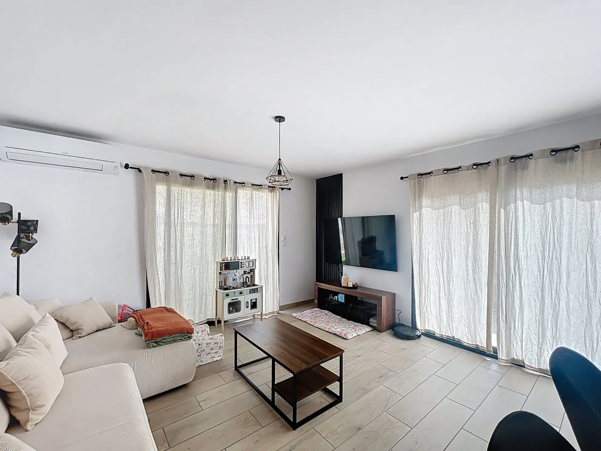 Villa contemporaine de 65 m² à Saint-Féliu-d'Amont avec 2 chambres 