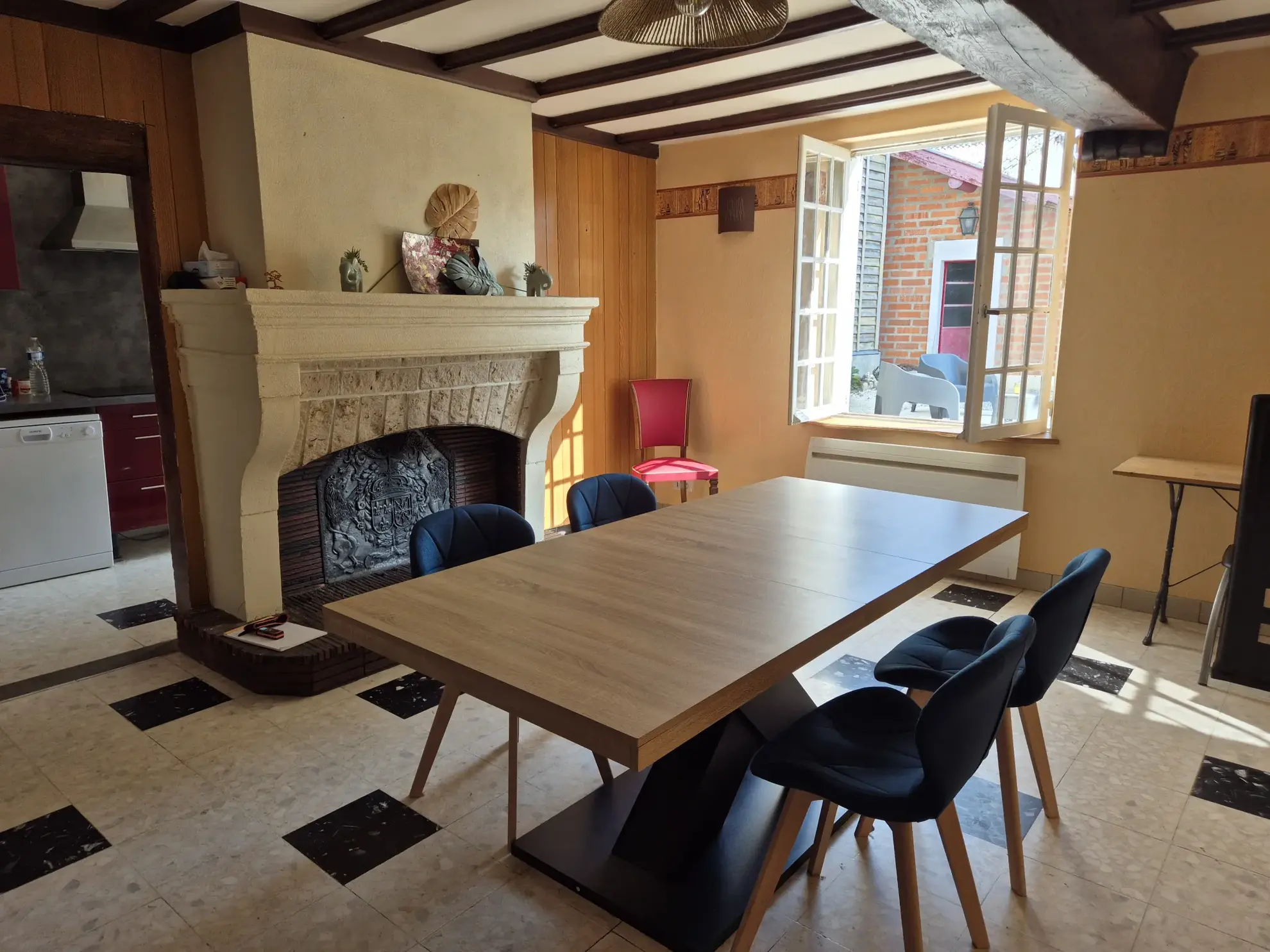 Charmante maison de 143 m² avec jardin et dépendances à Eclaron 
