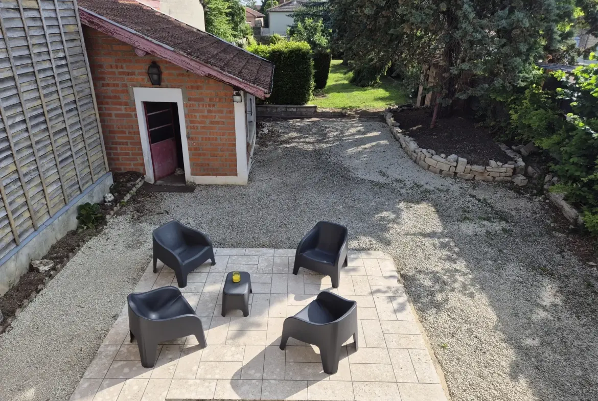 Charmante maison de 143 m² avec jardin et dépendances à Eclaron 