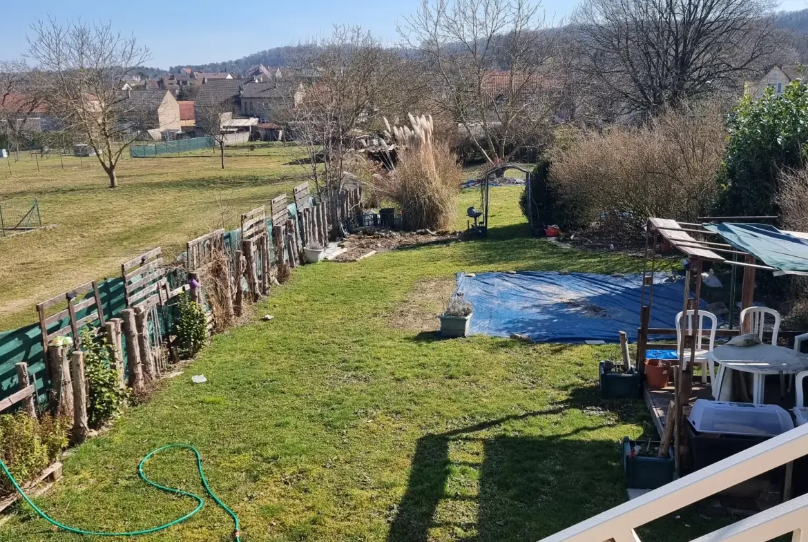 Maison de 142 m² avec terrain clos et appartement indépendant à Porcelette 