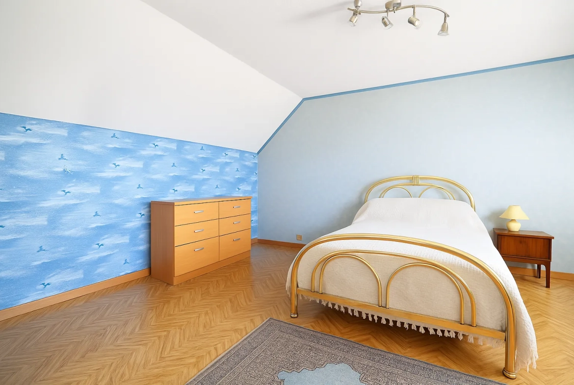 Maison de 142 m² avec terrain clos et appartement indépendant à Porcelette 
