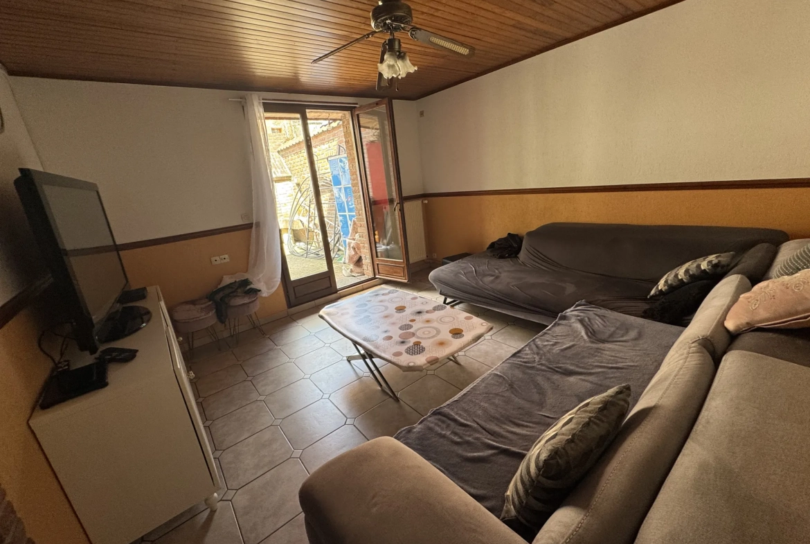 Spacieuse maison de 7 chambres avec garage à Roubaix 