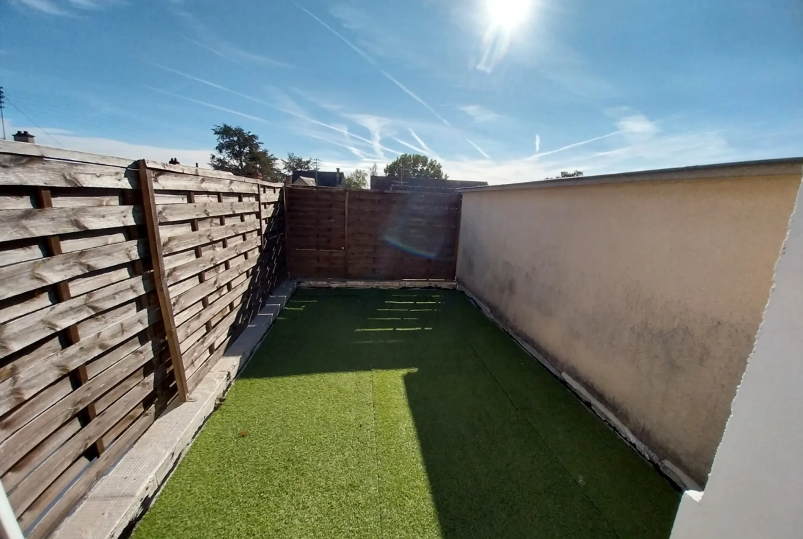 Maison familiale avec 5 chambres, garage et jardin à Périgueux - Quartier Hôpital 