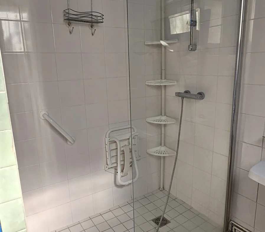 Maison à vendre de 75 m² proche Varzy avec grand terrain et potentiel d'aménagement 